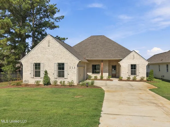 258 Caroline Blvd, Madison, MS 39110