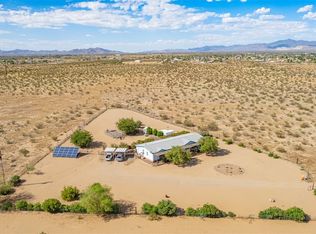 1233 S Crista Cir, Golden Valley, AZ 86413