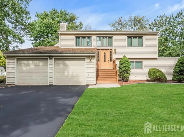 24 Baltimore Ave, Piscataway, NJ 08854