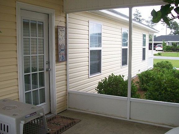 3rd image of 5668 Emily Ln