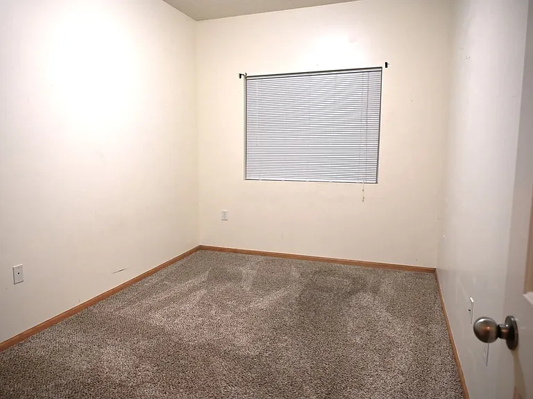 1110 NE 6th Ln #5 — Photo 12