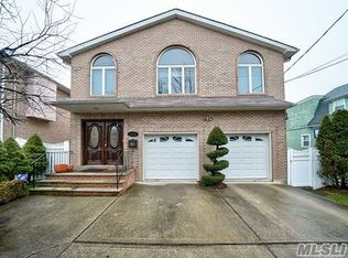 732 152nd St, Whitestone, NY 11357