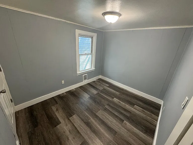 590 Christopher St #2 — Photo 3