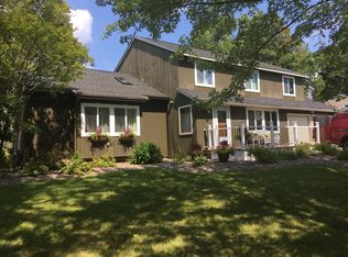 4249 Montezuma Crse, Liverpool, NY 13090