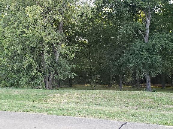 2nd image of 2639 Creekwood Dr Lot 1483