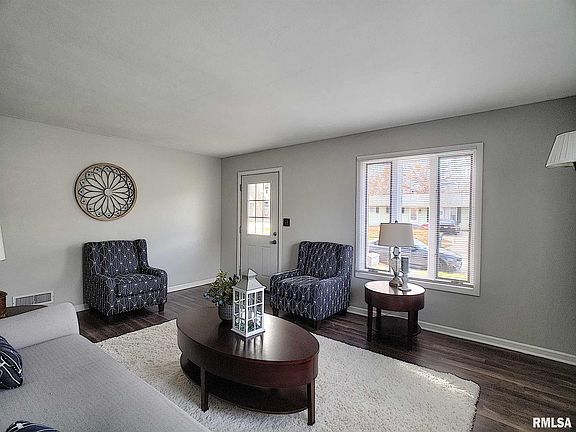 5th image of 2306 4th St #A