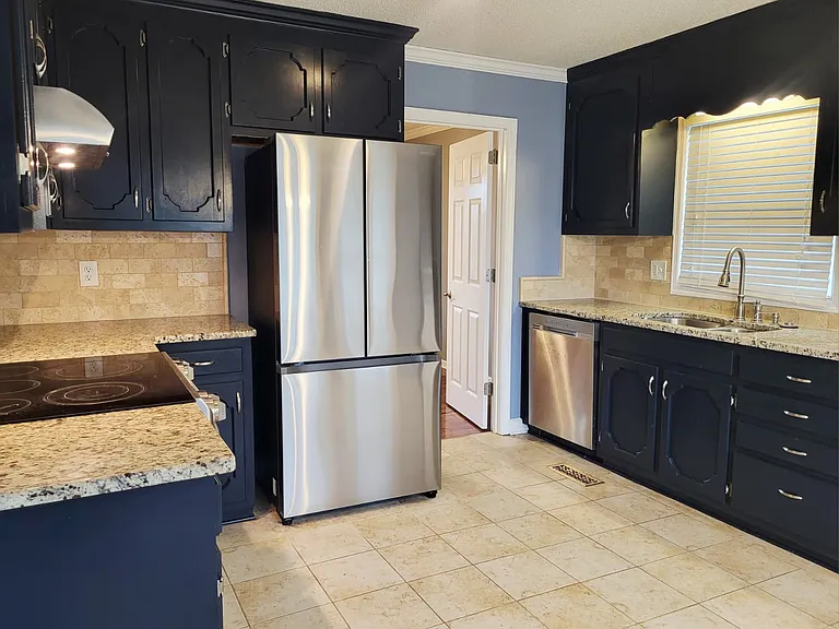 115 Sabel Cir — Photo 8