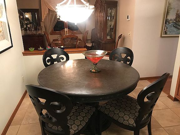5th image of 7745 Cocoa Dr