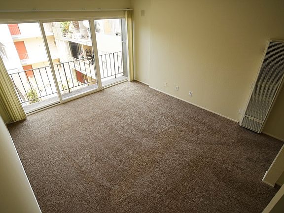 3rd image of 3600 Dimond Ave APT C