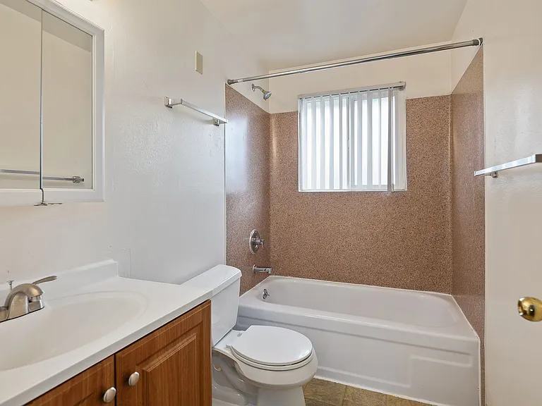 Cedar Mill Apartments — Photo 13