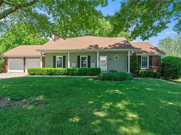 15017 Woodcliff Cir, Kearney, MO 64060