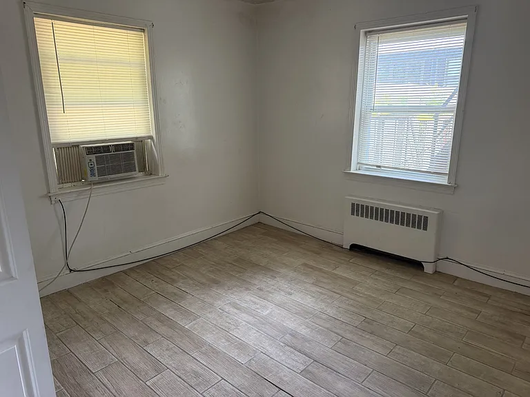 202 Carson Ave #3 — Photo 9