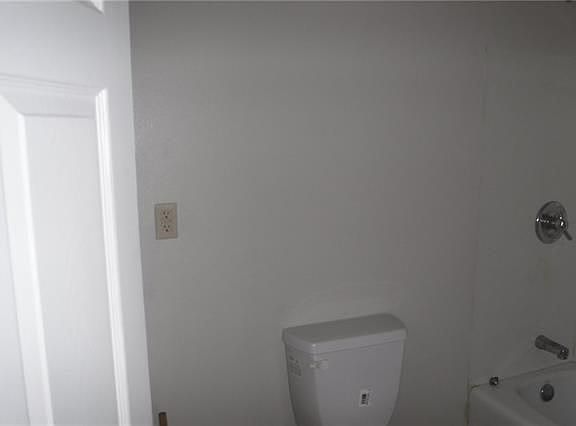 2nd image of 2825 Orleans Ave #1
