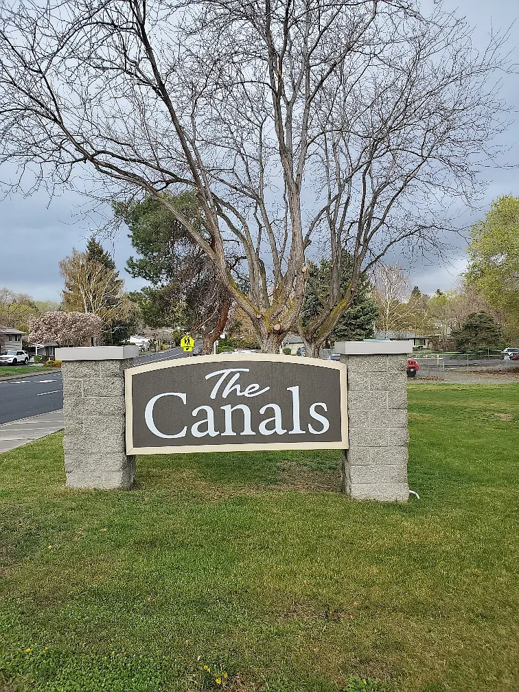 3 bed, 1.5 bath, $1,575 — Photo 1