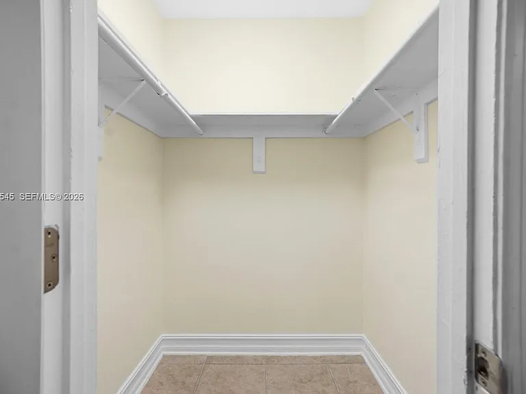 7604 Sw St #10 — Photo 12