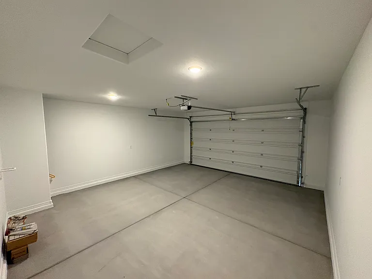 675 W Riparian Dr — Photo 8