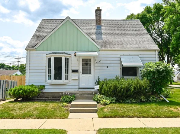 9035 West Townsend STREET, Milwaukee, WI 53222