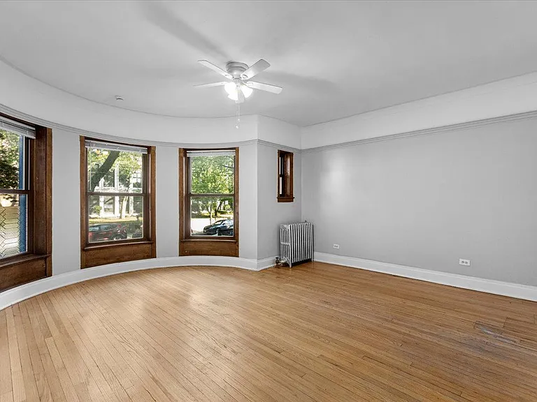 5018-20 S Blackstone — Photo 10