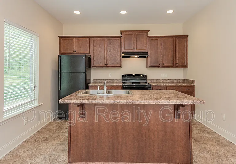 4560 Barretts Trace Blvd — Photo 14