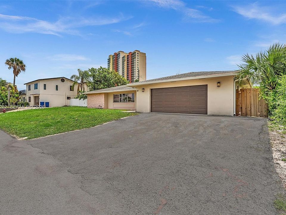 1st image of 411 Wilma Cir