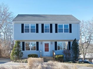 98 Ellisville Dr, Plymouth, MA 02360