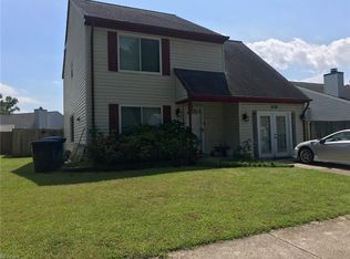 1308 Beacons Reach Dr, Virginia Beach, VA 23454