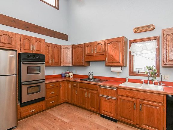 5th image of 6884 Highland Dr