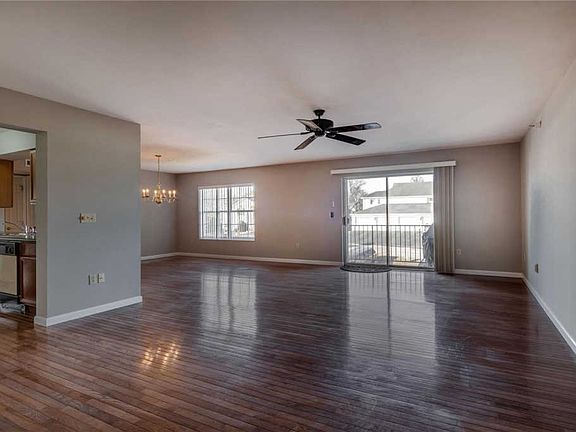 3rd image of 3624 Colonia Place Dr APT K
