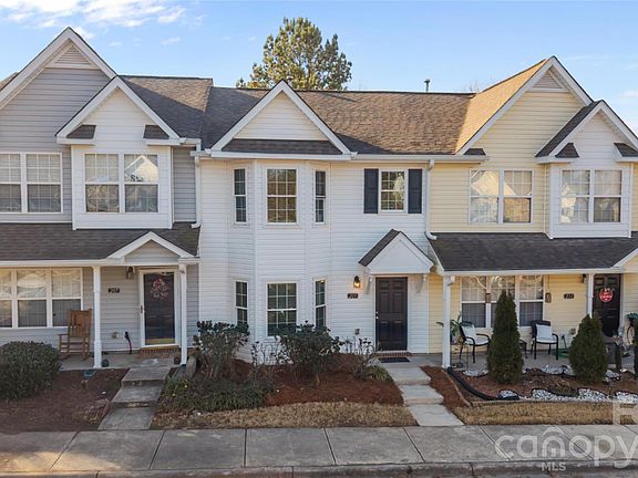 2nd image of 209 Primrose Walk