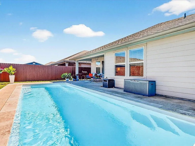 7826 Bullrider Dr — Photo 39