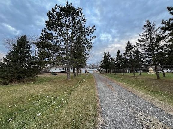 5th image of 44483 County Road 23