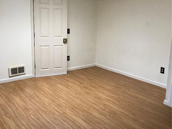 Bedrooom For Rent