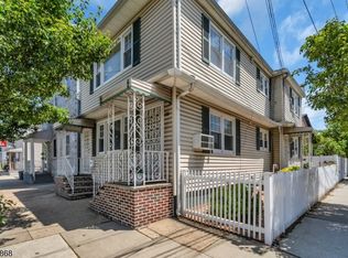 116 1St St, Harrison Town, NJ 07029