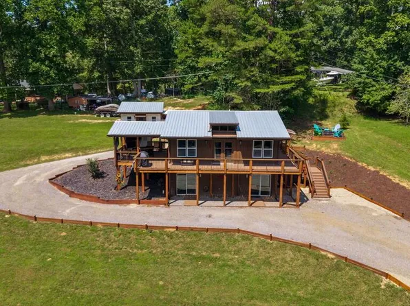 101 Pleasant Hill Cir, Blairsville, GA 30512