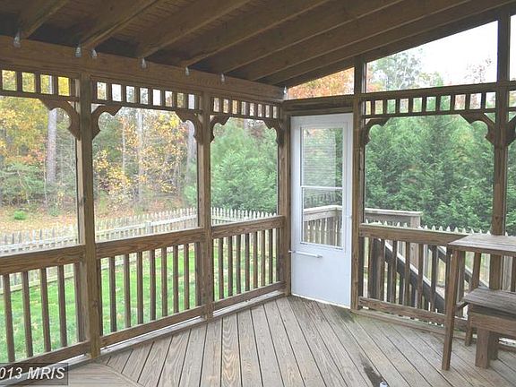 5th image of 20872 Woodland Ct