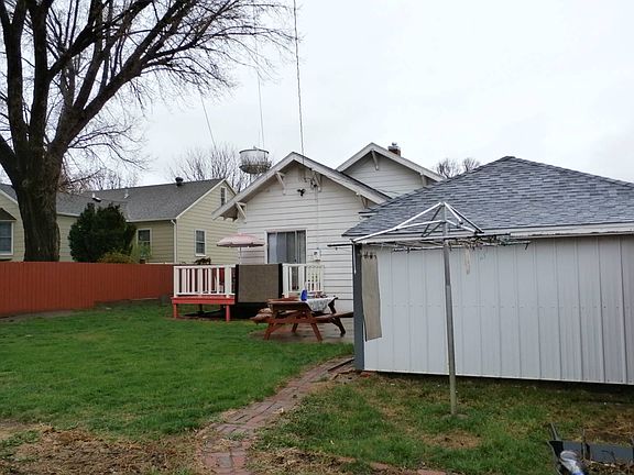 5th image of 406 E Spencer St