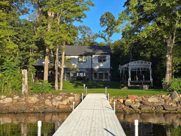 21311 324th Pl, Isle, MN 56342