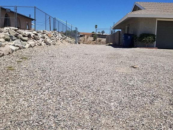 5th image of 2410 Pima Dr S
