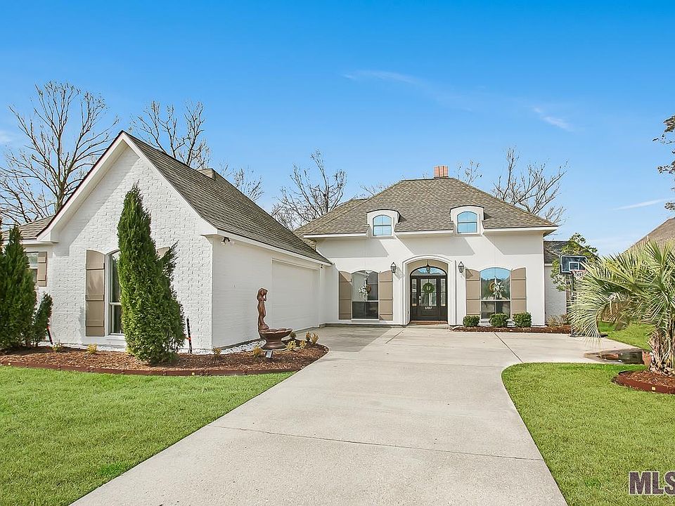 1st image of 13117 Oak Knoll Dr