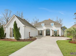 13117 Oak Knoll Dr, Geismar, LA 70734