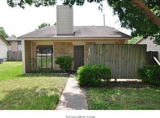 2820 Forest Bnd, Bryan, TX 77801