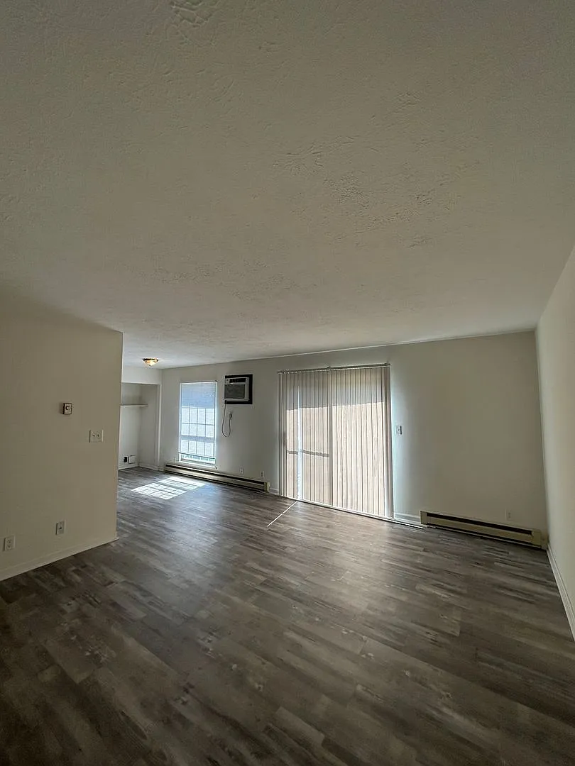 70 Ironwood Court — Photo 1