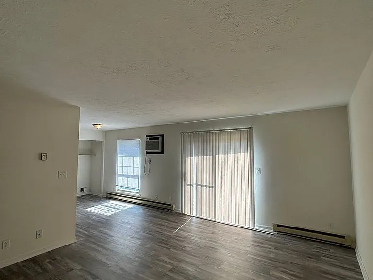 70 Ironwood Court — Photo 1