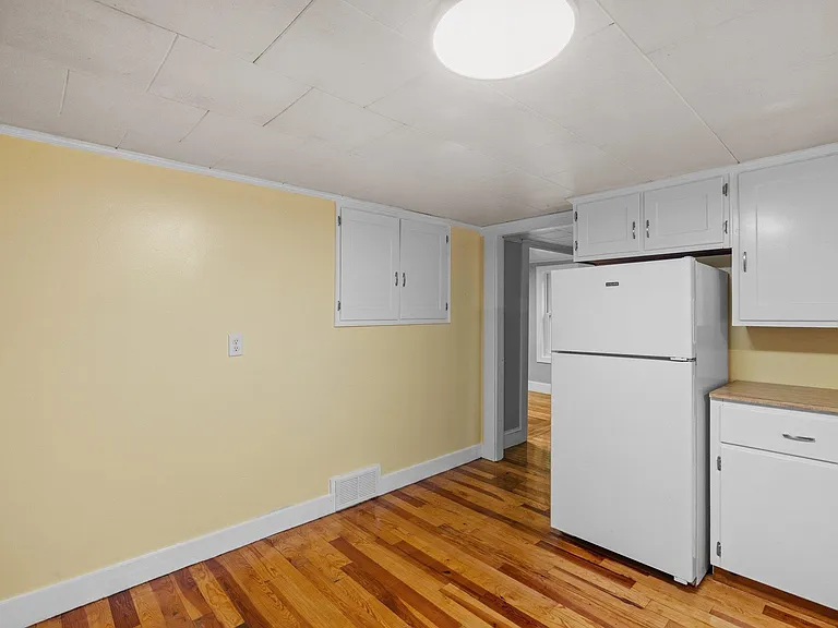 308 Prospect St #A — Photo 12
