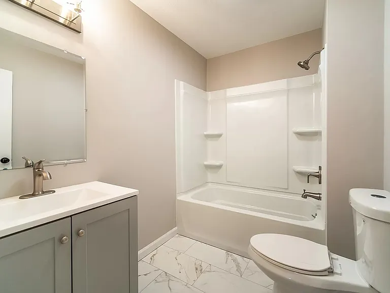 20 Lasky Rd #2 — Photo 6