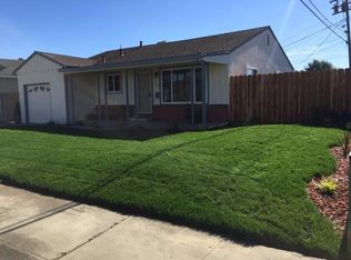 704 Mary Ln, Manteca, CA 95336