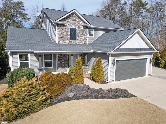 4th image of 31 Goodwin Farms Ct
