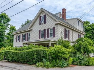 4 Spruce St Unit 4, Dedham, MA 02026