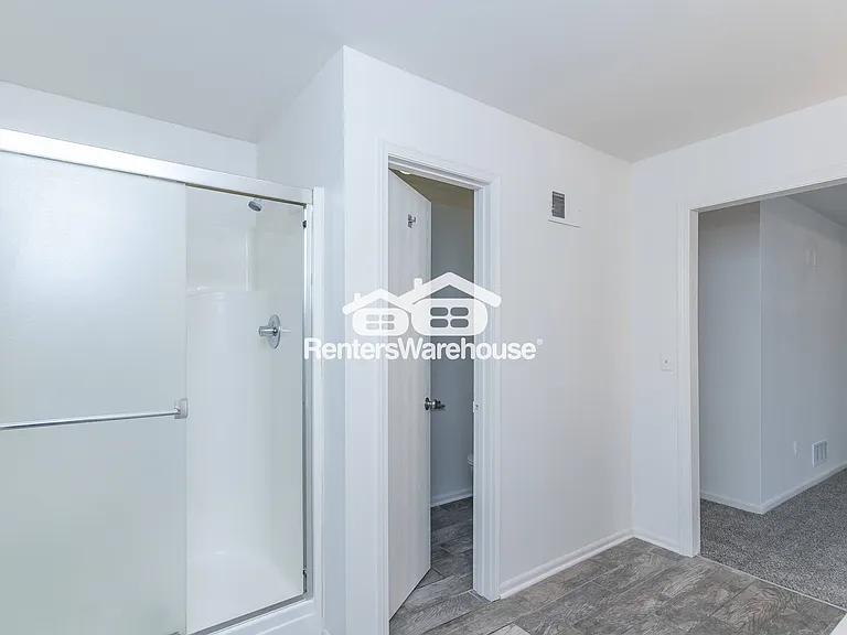 8127 N Lawn Ave — Photo 29