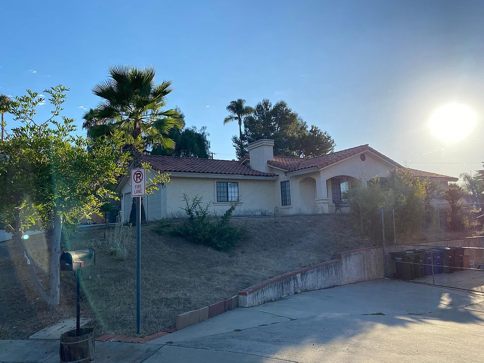 2nd image of 1173 Patricia Cir